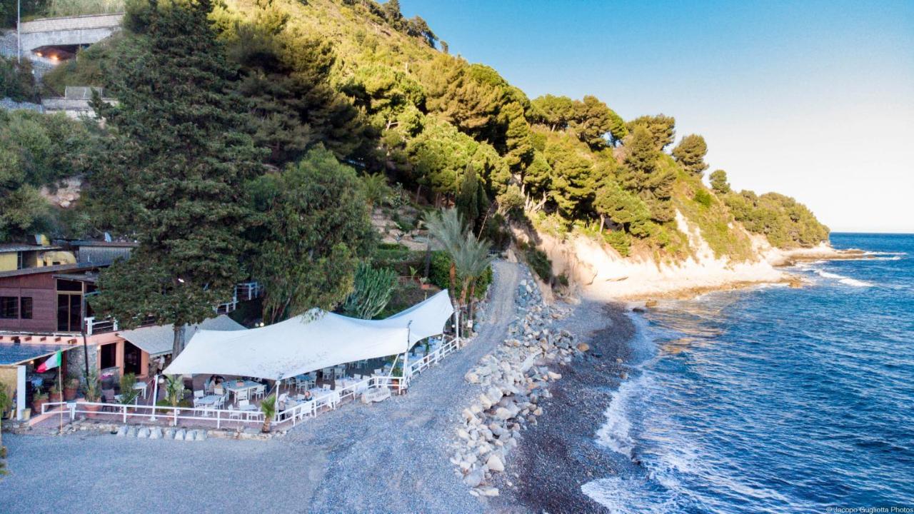 Locanda Baia Beniamin Grimaldi  Ngoại thất bức ảnh
