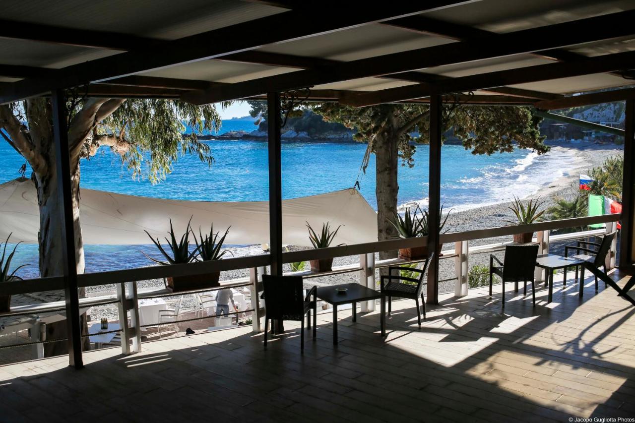 Locanda Baia Beniamin Grimaldi  Ngoại thất bức ảnh