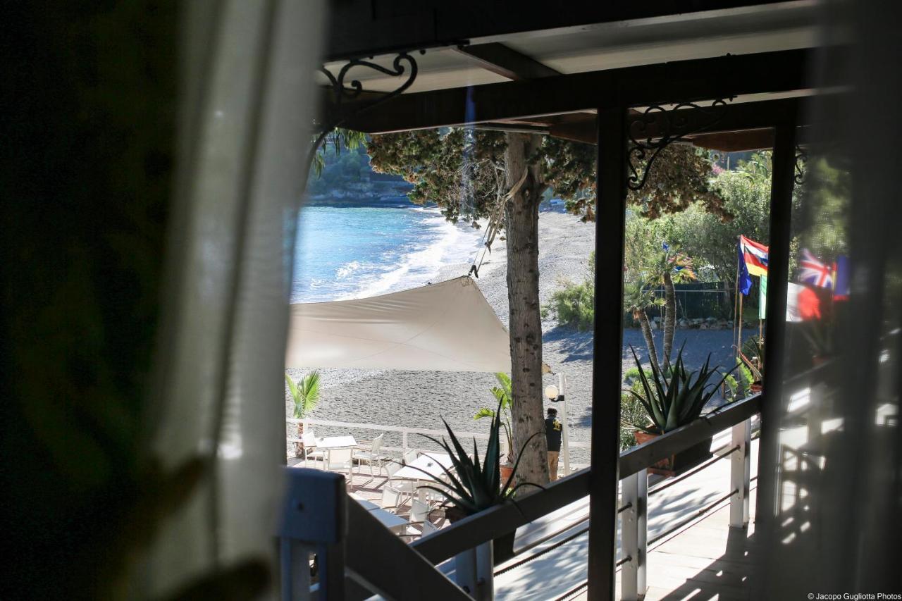 Locanda Baia Beniamin Grimaldi  Ngoại thất bức ảnh