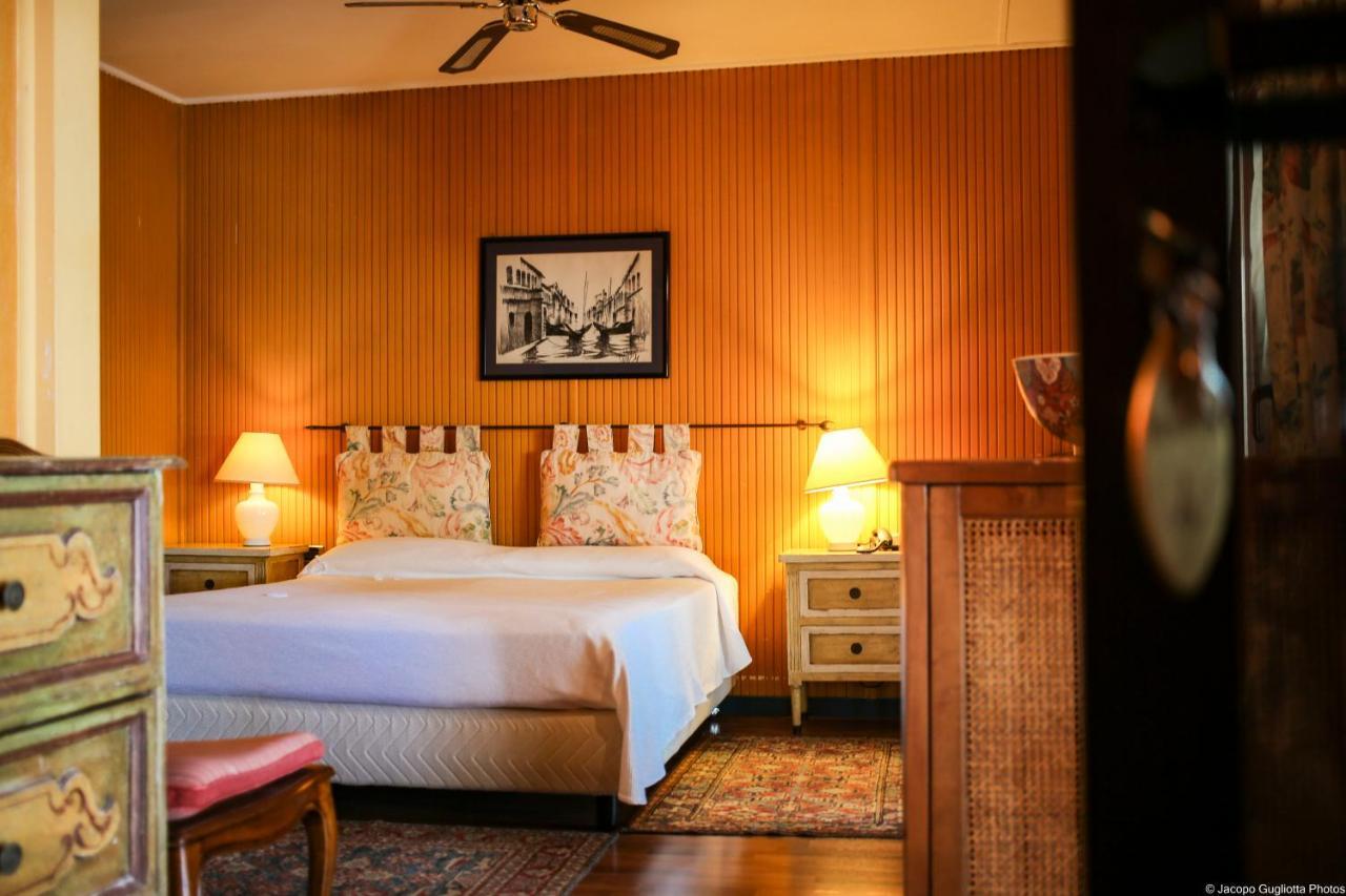 Locanda Baia Beniamin Grimaldi  Ngoại thất bức ảnh